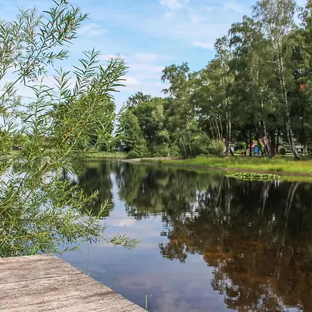 Dom wakacyjny Lovely In With Wifi *